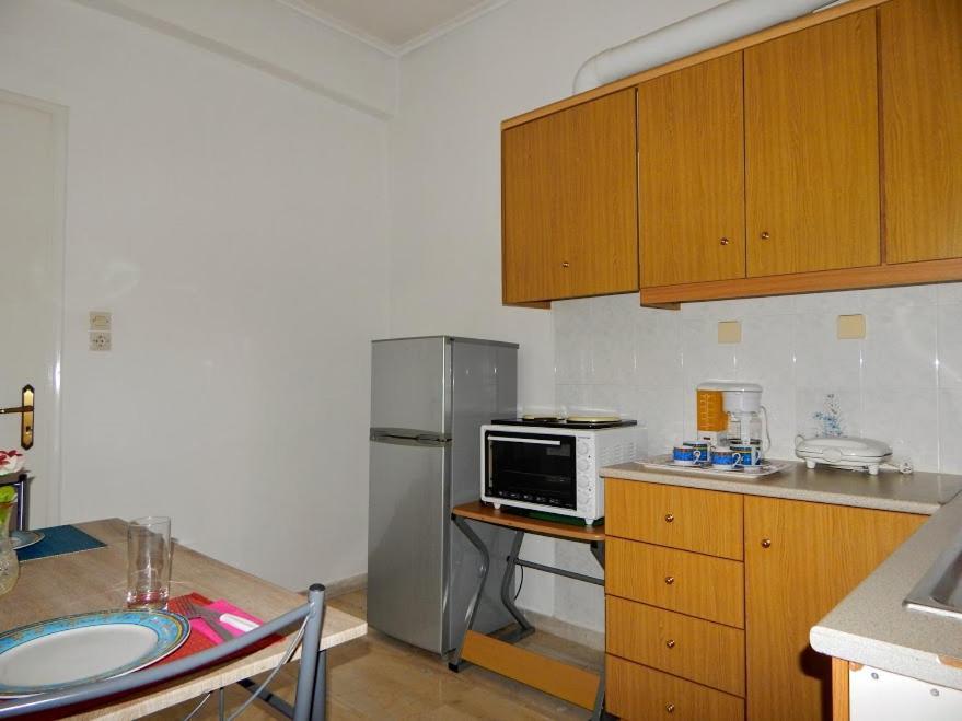 Cozy Apartment For 2-5 People-Center Tripoli 1 Exterior foto